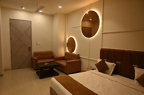 Sethi Grand Hotel