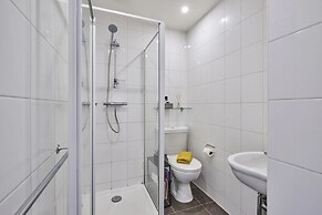 Chic Studios at The Summit - Campus Accommodation
