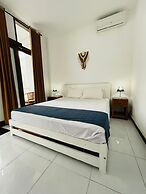 Double D Guesthouse and Villa