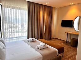 Avenue Hotel