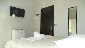 Hotel Ardiani