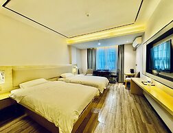 Guilin Tree Hotel