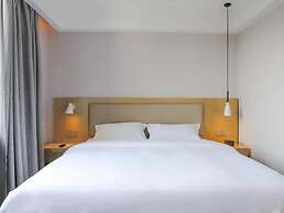 Guilin Tree Hotel