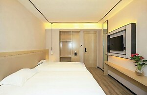Guilin Tree Hotel