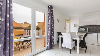 Stylish Stay by the Sea