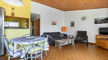 Seaside Family Apartment in Agde