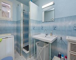 Seaside Family Apartment in Agde