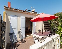 Bright Retreat by the Beach