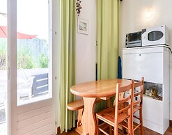 Bright Retreat by the Beach