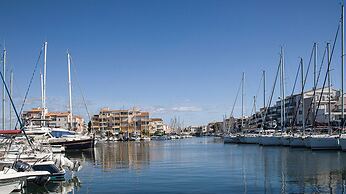 Marina View Stay in Agde