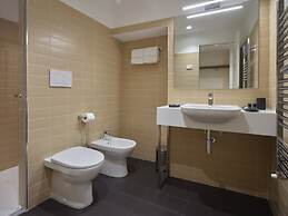 Portica Homes Assisi