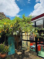 Anido Hotel