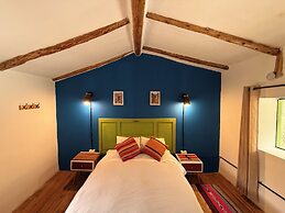 Anido Hotel