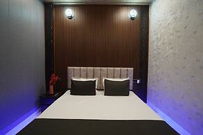 Om Nilay Paying Guest House By GRB