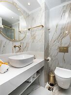 Rhodos Horizon Boutique – Adults Only