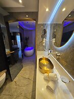 Rhodos Horizon Boutique – Adults Only