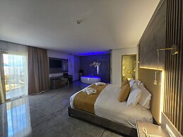 Rhodos Horizon Boutique – Adults Only