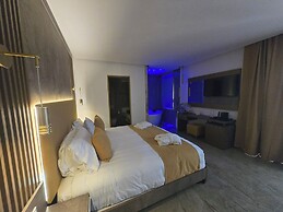 Rhodos Horizon Boutique – Adults Only