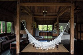 Rumah Hujan