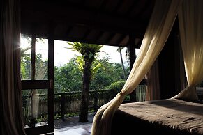 Rumah Hujan
