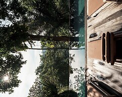 Rumah Hujan