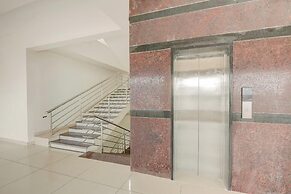Hotel Tree Suites Next Airport Inn