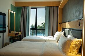 Athiri Residence Dhiffushi