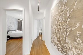 Novos Contrada Apartments