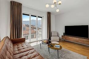 Novos Contrada Apartments
