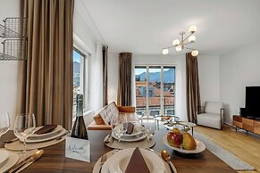 Novos Contrada Apartments