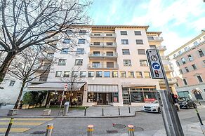 Novos Contrada Apartments