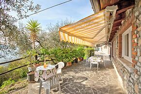 Gargnano Apartments
