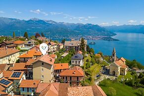 Luce Lake View on Stresa Hill