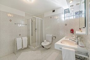 Castel In Aria Apartments