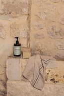 Amalen Suites Adults Only