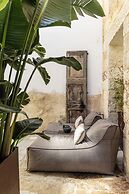 Amalen Suites Adults Only