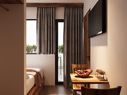 HOME KEY Residence in Center