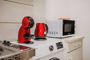 Red Vibe Studio Central 2