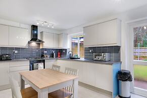 Spacious 4-Bedroom 2-Bath Home in Bywood