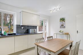 Spacious 4-Bedroom 2-Bath Home in Bywood