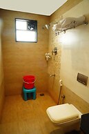 VJR Mahal and Vinayagam Residency