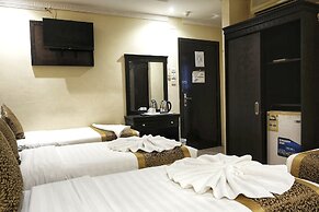 Kyona Hijra Hotel