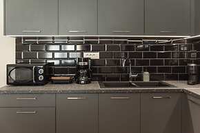 Saint Matthew Central Apartment by Senaon