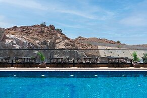 Warwick Al Taif Hotel