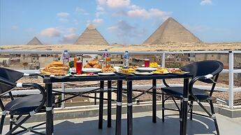 kings pyramids view inn