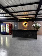 NEW STAR CENTER
