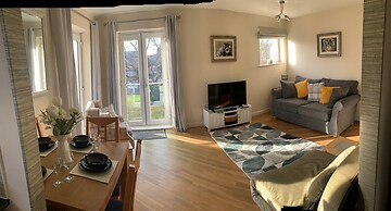 Sleeps 4/6 pet Friendly Parking nr Nec/warwick uni