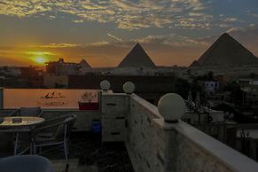 Pyramids Solar Boat Inn
