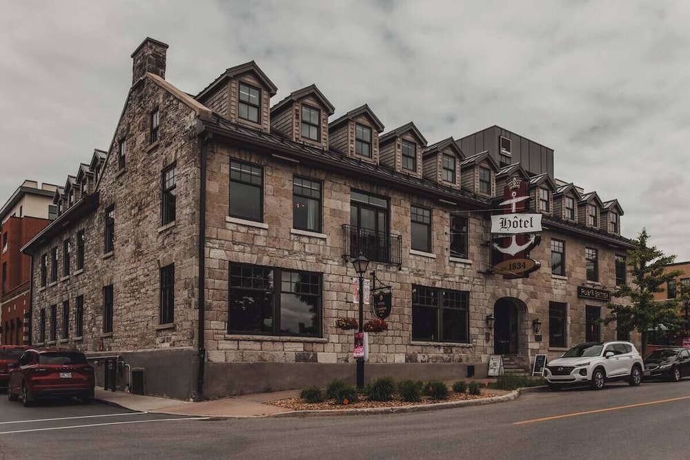 The British Hotel