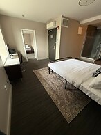 The British Hotel